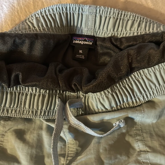 Patagonia swimwear Kids baggies size xl mesh lined - Picture 2 of 3